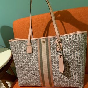 Tory Burch Gemini Canvas Tote in “Coastal Pink”
